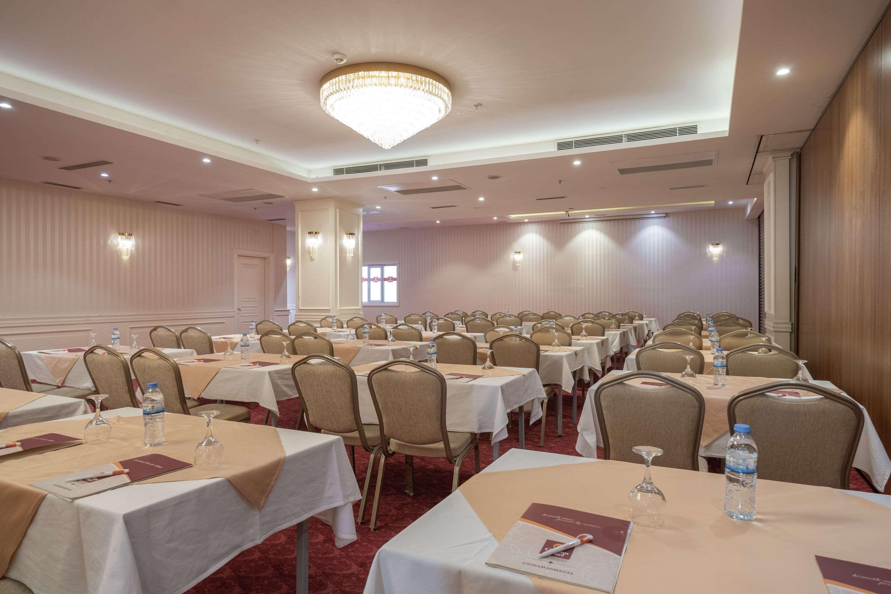 Clarion Hotel Kahramanmaras Exterior photo